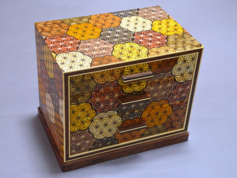寄木7寸3ツ引き出し 亀甲 商品詳細｜寄木細工・箱根細工｜いづみやが