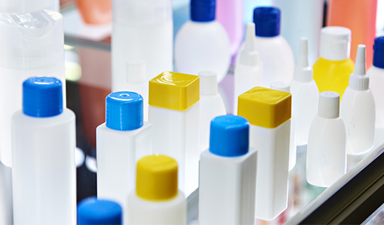 Pinhole inspection of plastic containers｜Case study｜Yamaha Fine