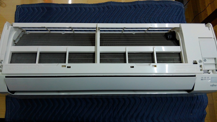 エアコン完全分解洗浄【AS-A286H富士通】割れた(欠け)ファンの交換あり