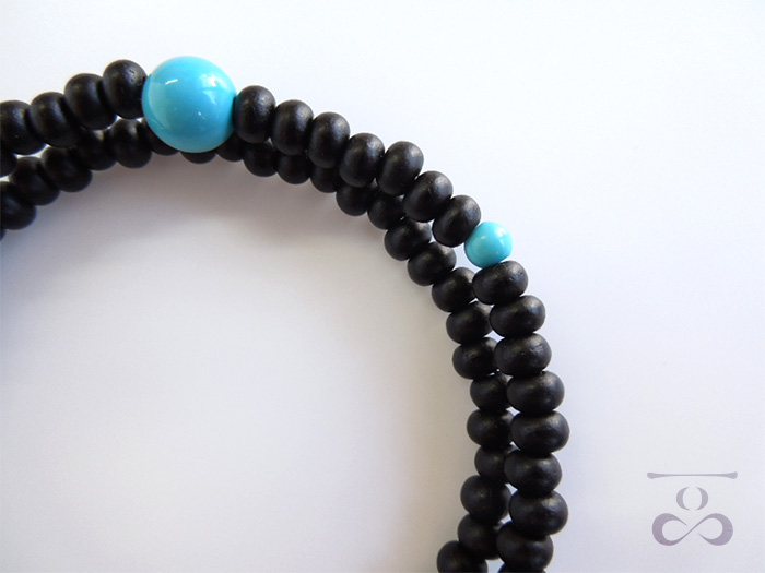 一品(ひとしな)】108ブレス「黒檀×トルコ石」 お数珠の安田念珠店へ