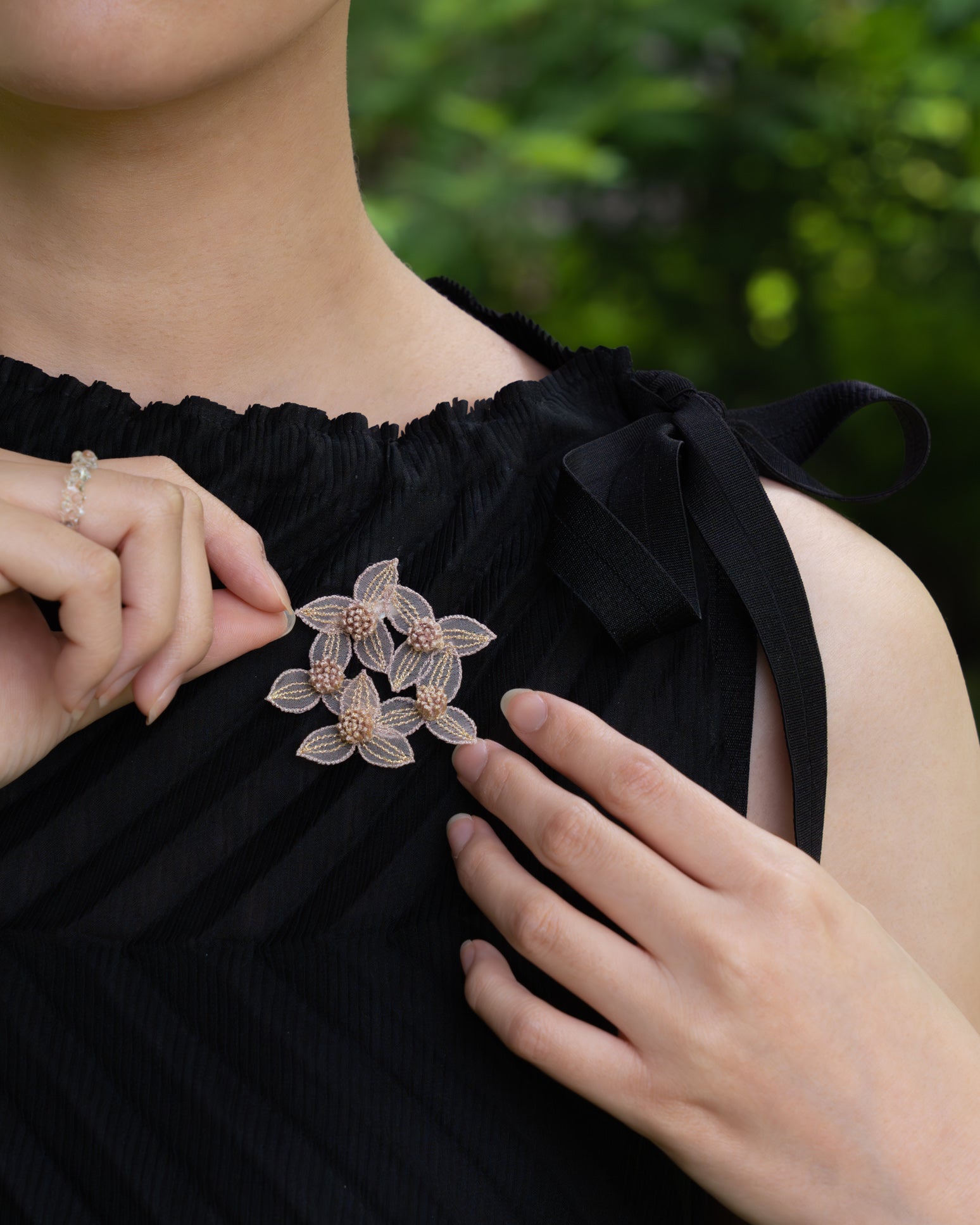 TSUYUKUSA BOUQUET brooch Pink – yuki onizuka