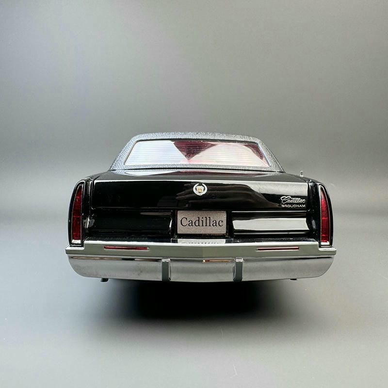 Xiaoguang 1:18 Cadillac Wood Die-Cast Model Car – YX car model