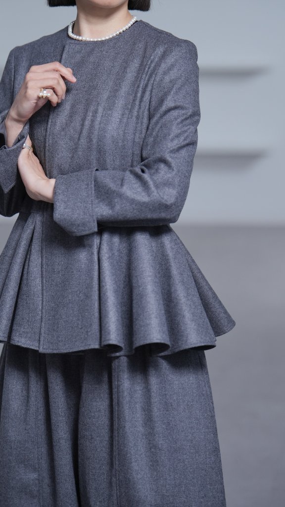 Tops｜SHE Tokyo online shop