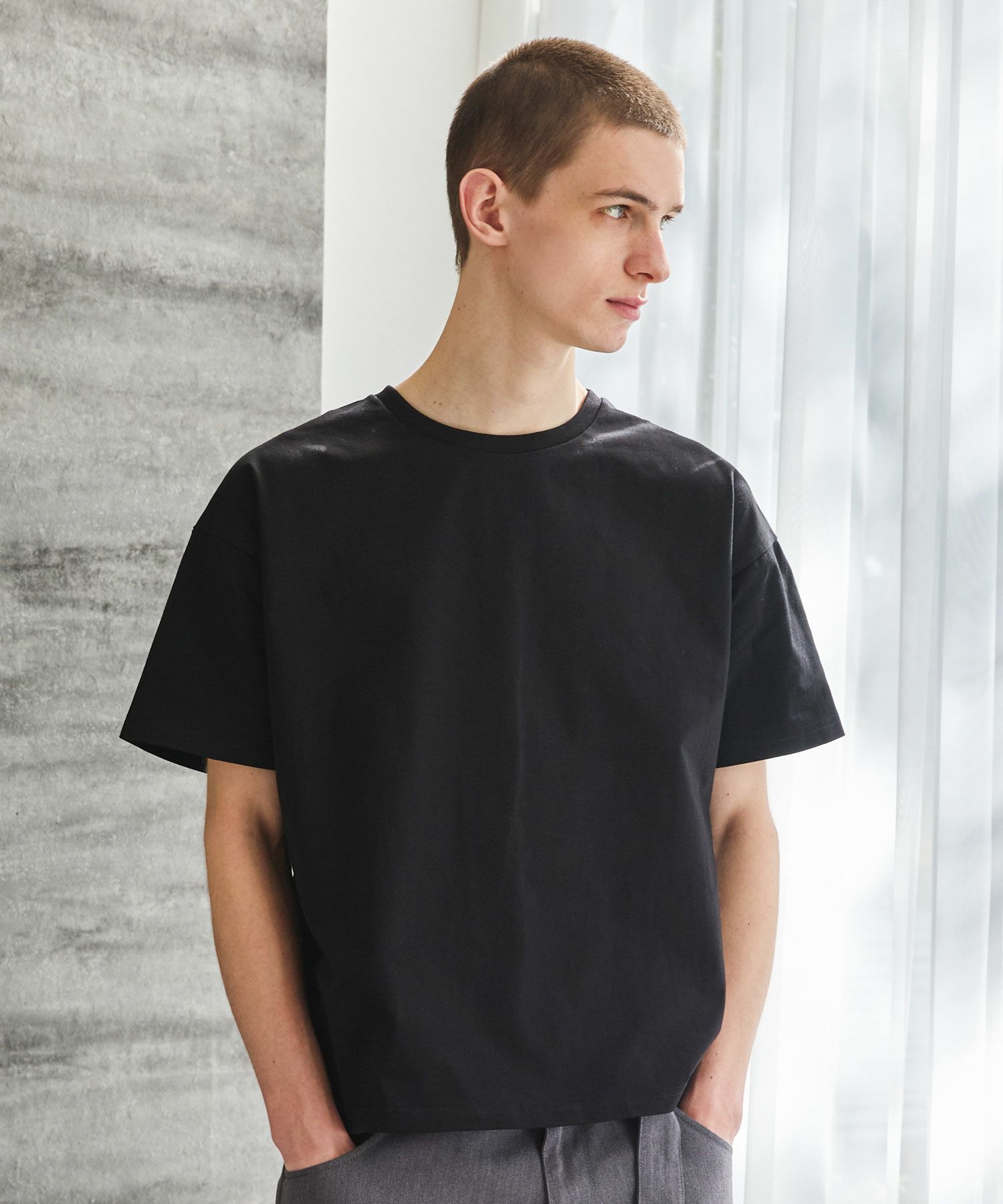 FRUIT OF THE LOOM × OPENING ACT] エッセンシャルクルーネックTシャツ