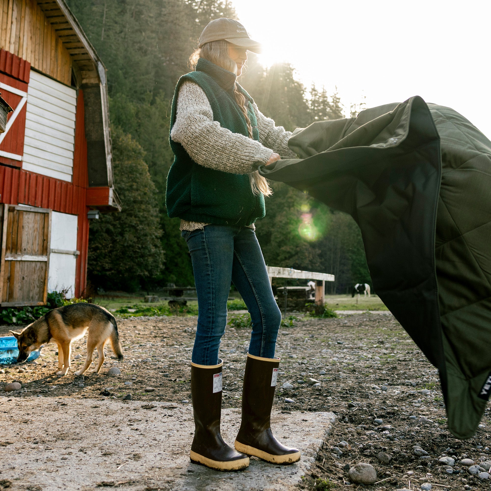 Women's Salmon Sisters 15