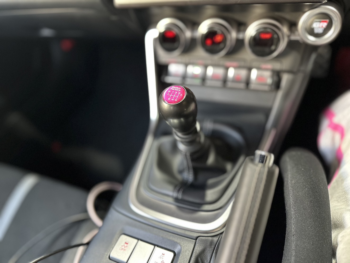 シフトノブ - ヤシオファクトリー