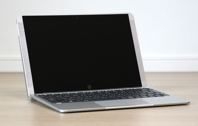 HP x2 210 G2（背面カメラ付き）のレビュー 気軽に持ち運べる