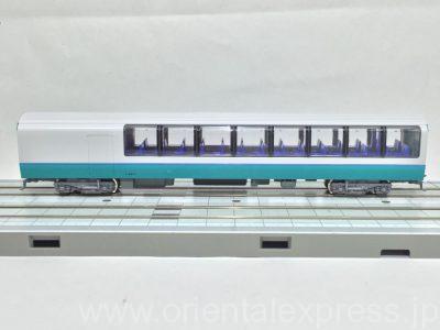 251系 スーパービュー踊り子 新塗装 入線です。KATO 10-474/475