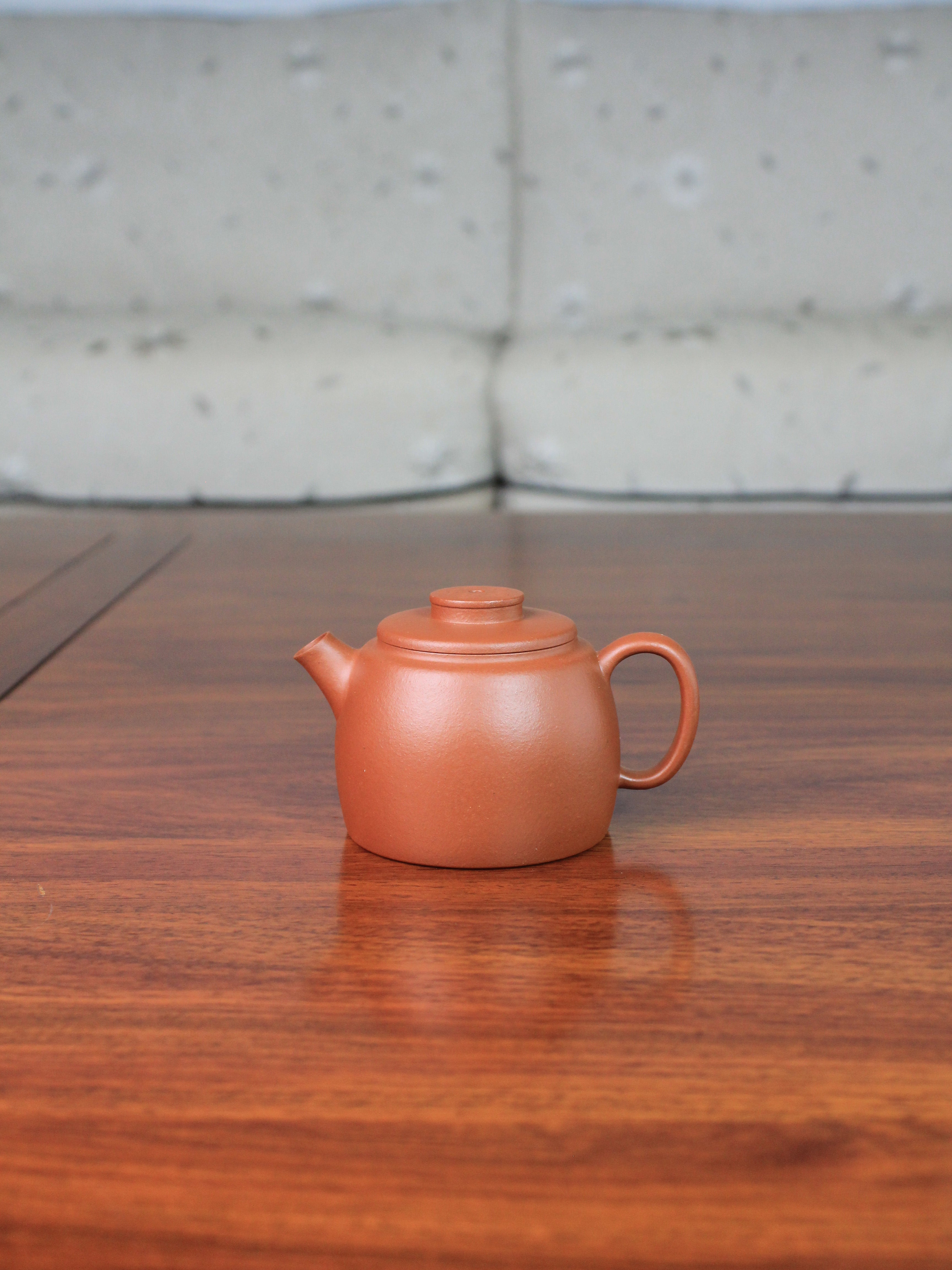 中國宜興紫砂茶壺《德鐘》手工120ml – SiYuTao Teapot
