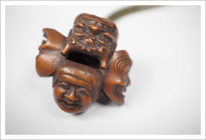 ヨロズアンティークモール / 印籠 松茂齋 鳥蒔絵 在銘 根付 彫刻