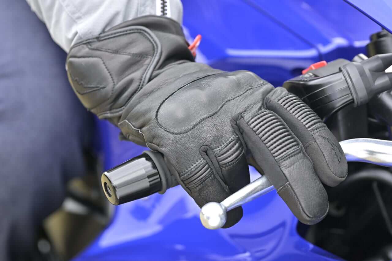 クシタニ アウトドライ アドマイヤーグローブ】高次元の防水透湿機能