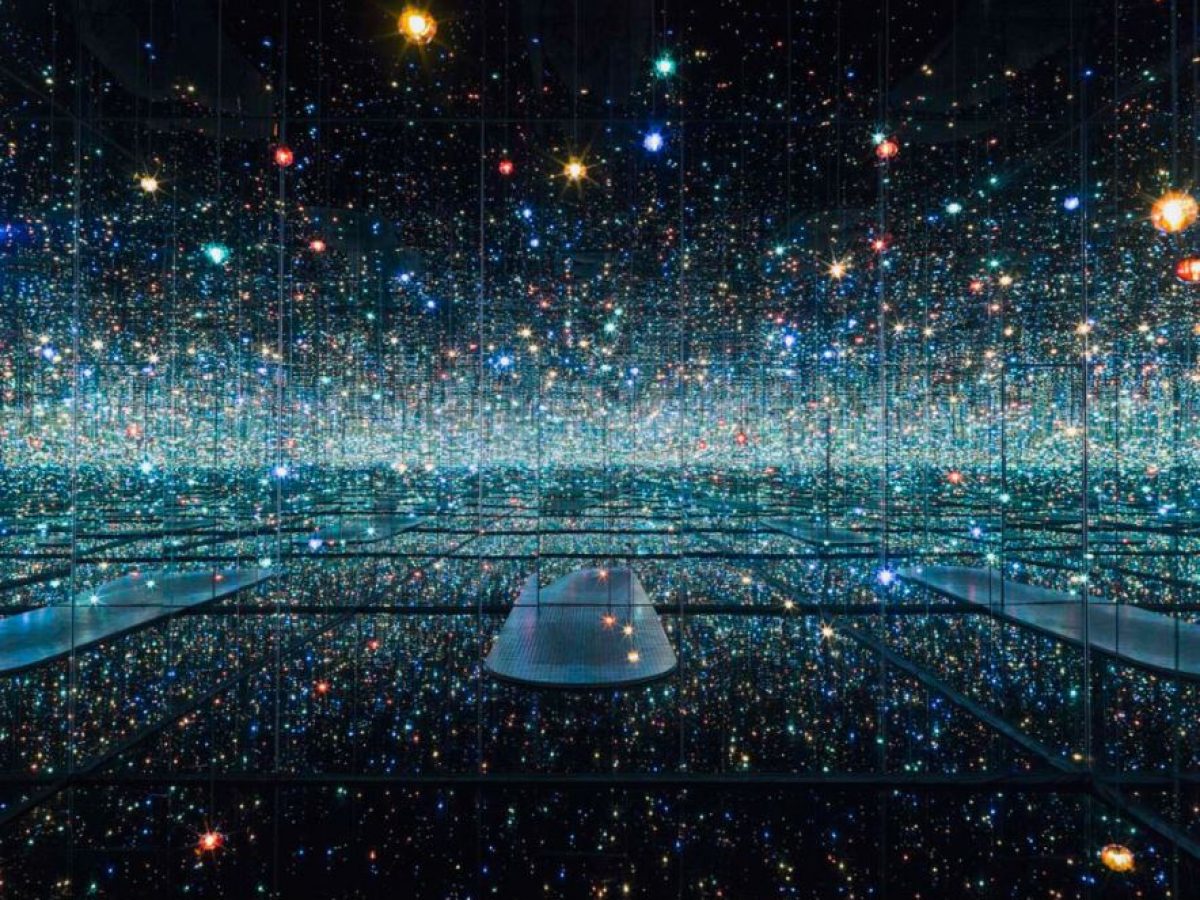 Yayoi-Kusama-1200x900.jpg