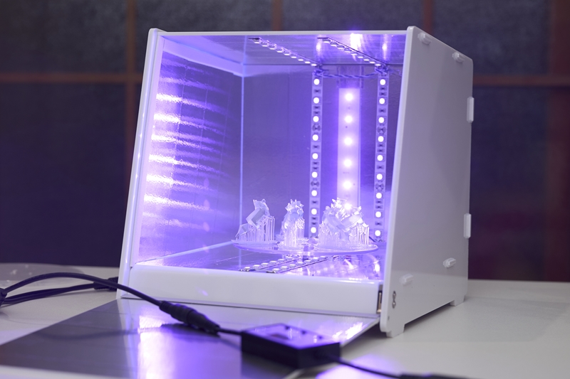 光造形3Dプリンターの二次硬化処理の手助けをしてくれる「SK本舗二次