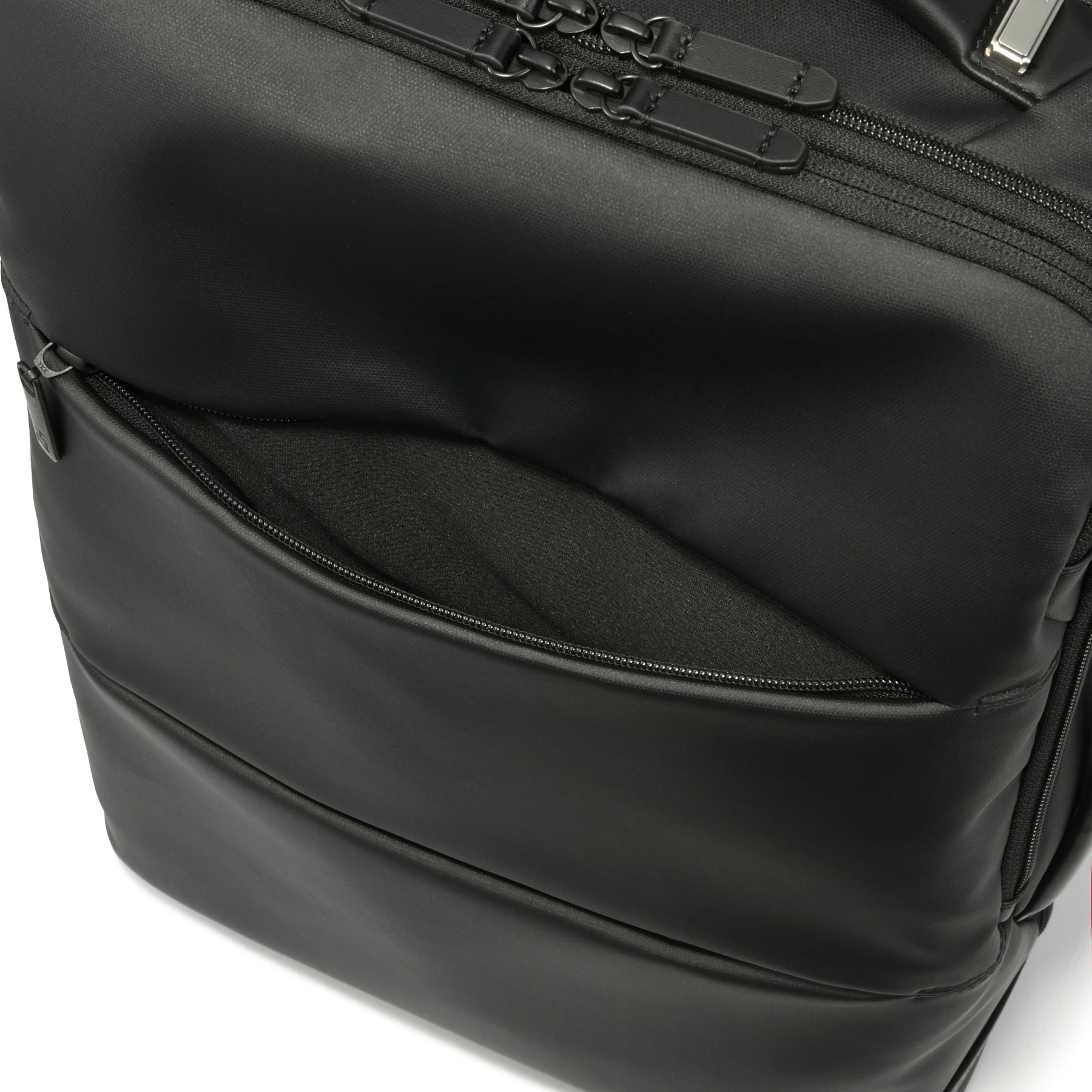 Z PACK | type-C2 Laminated Backpack B4/15.6