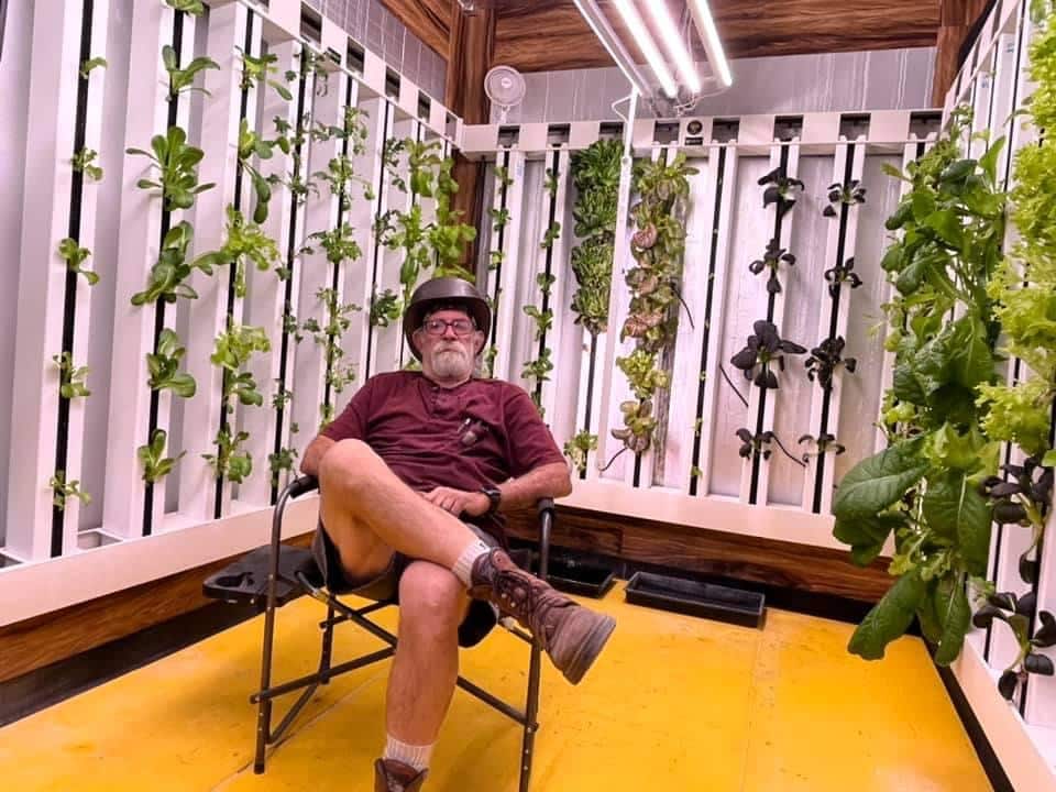 8-Tower Farm Wall™ | ZipGrow Inc.