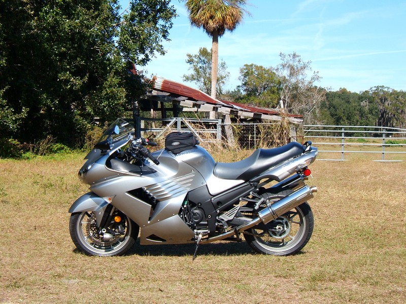 Thoughts on red ZX14s