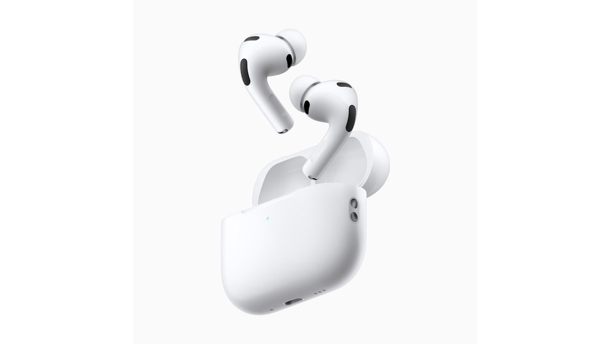 From Airpods to Apple Watch, the must-have iPhone 17 accessories