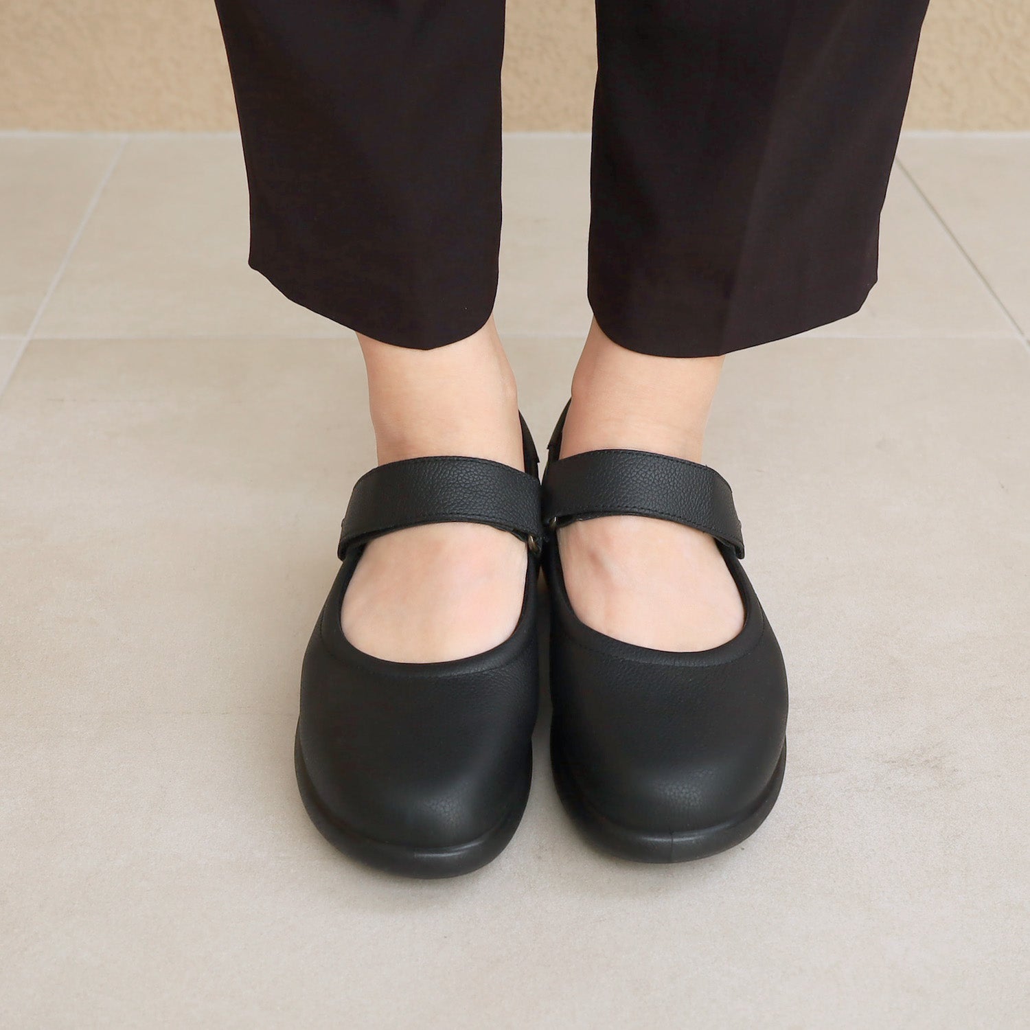 アキレス・ソルボ C 603 黒｜足裏の圧力分散に優れた 牛革3Eストラップ