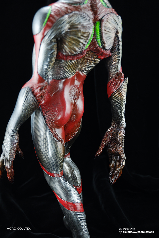 KRS×NIRASAWA 偽ウルトラマン | ACRO