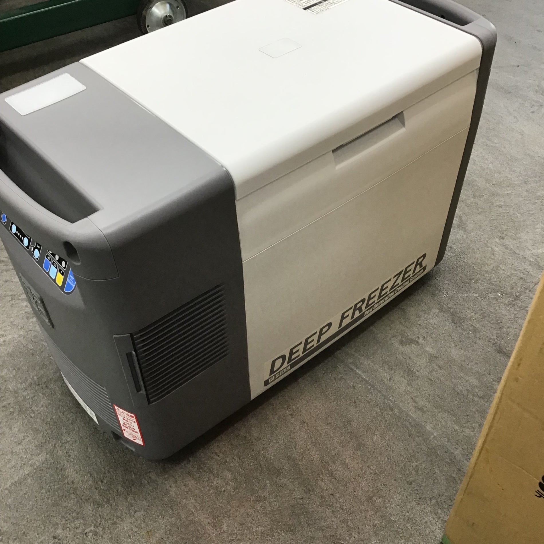 TWINBIRD（ツインバード）ディープフリーザー 25L SC-DF25WL【川崎店