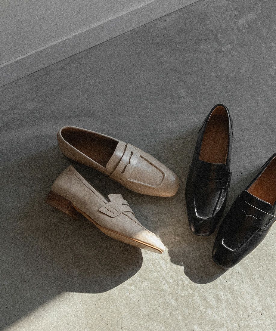 50%OFF】スクエアトゥレザーローファー | A de Vivre（アドゥ