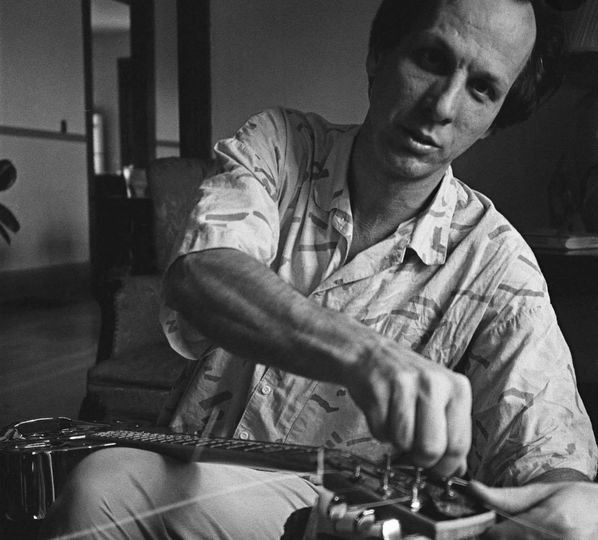 the acoustic adrian belew - Adrian Belew