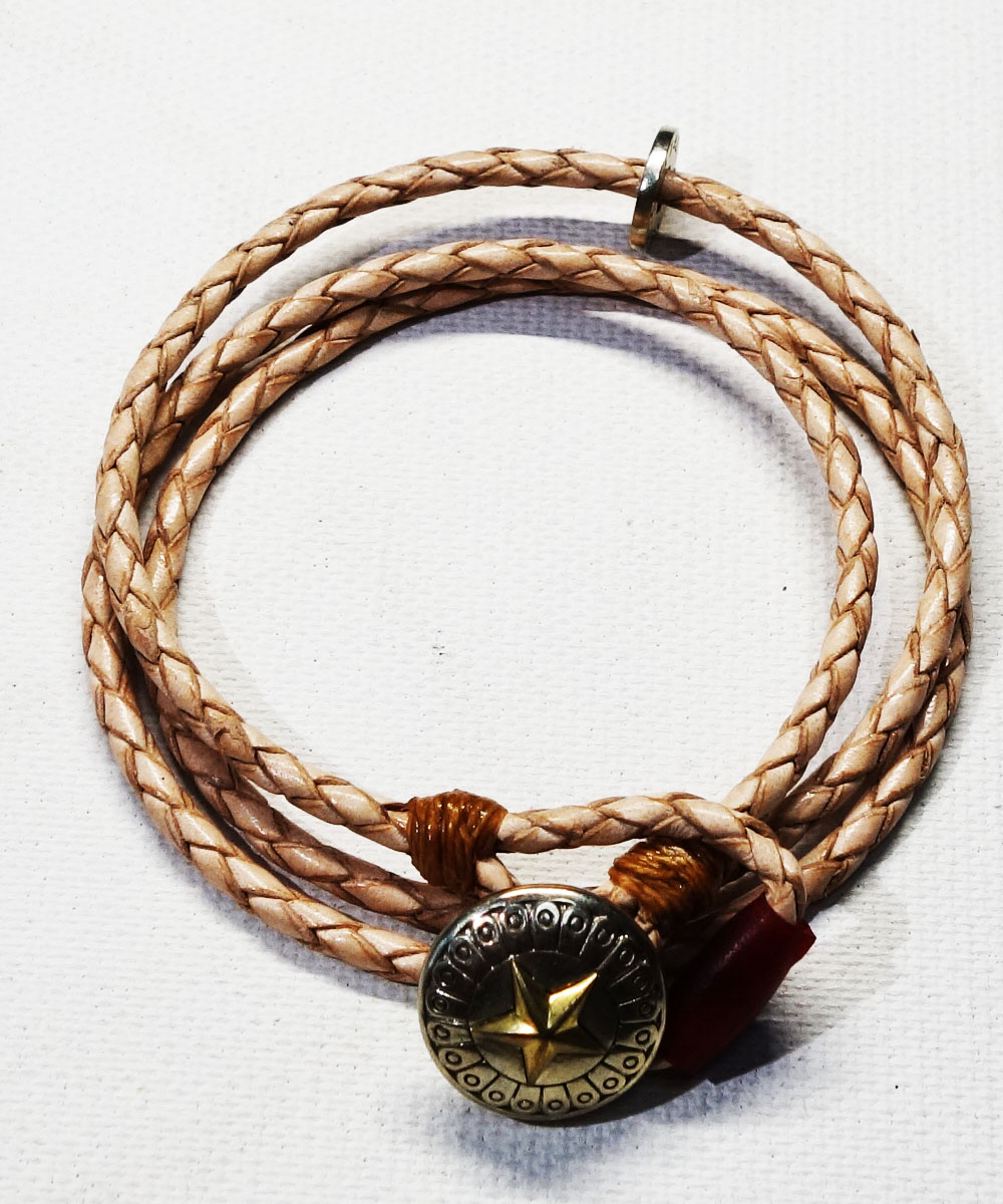 LEATHER CONCHO BRACELET(3重巻レザーコンチョブレスレット)｜COLOR