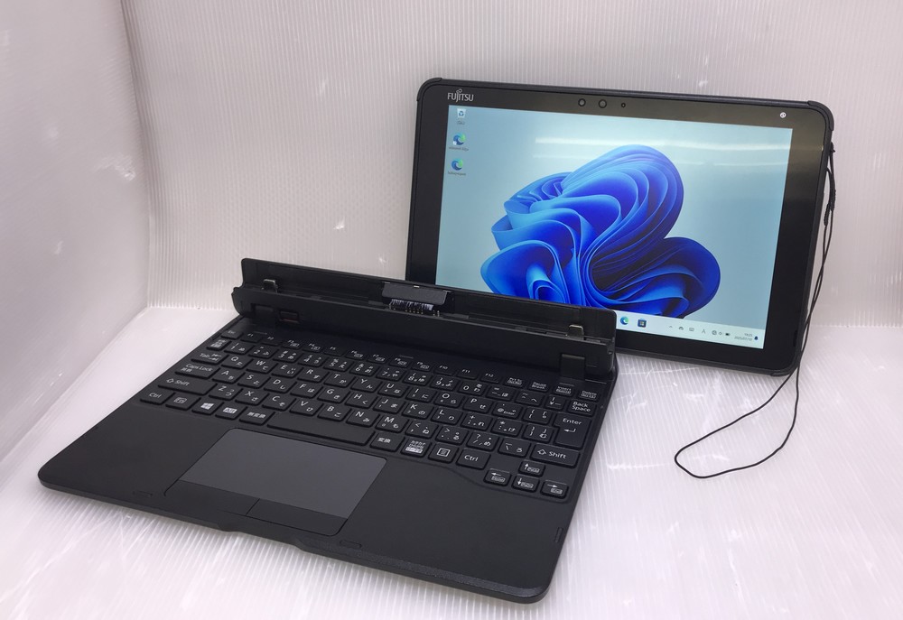 富士通 ARROWS Tab Q5011/GB (Pentium Silver N6000 1.1GHz/8GB/256GB