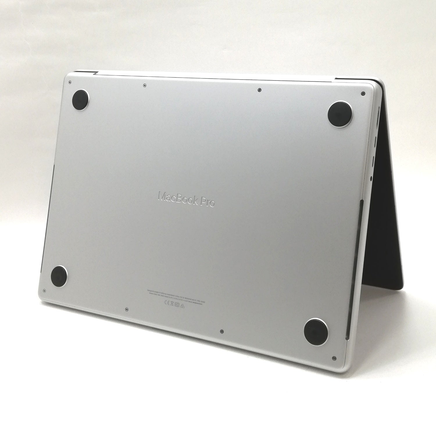 MacBook 中古 販売】MacBook Pro M1 Pro / 14インチ / 2021 / 16GB