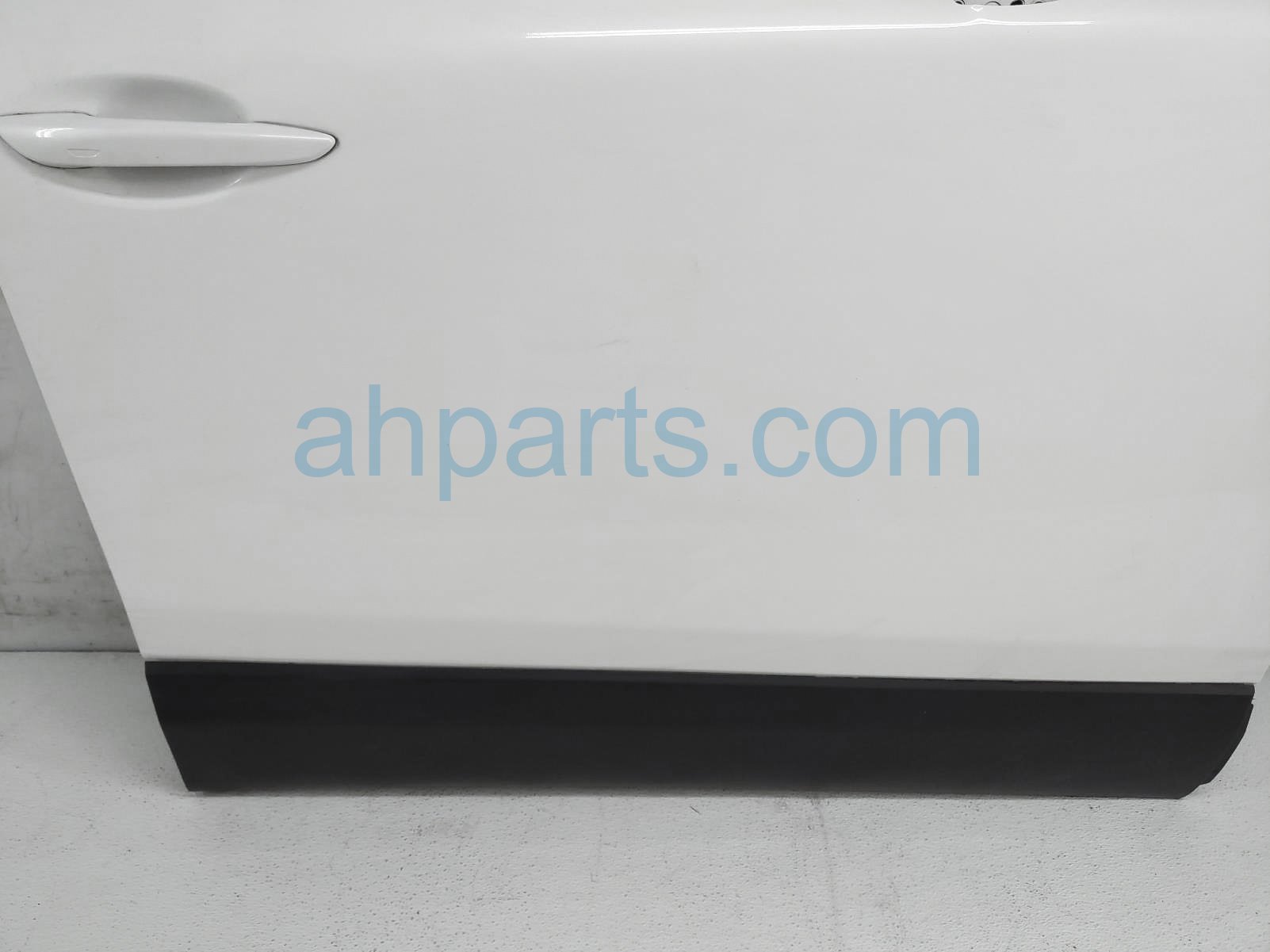 Sold 2021 Mazda Cx-30 Front Passenger Door - White - No Mirror