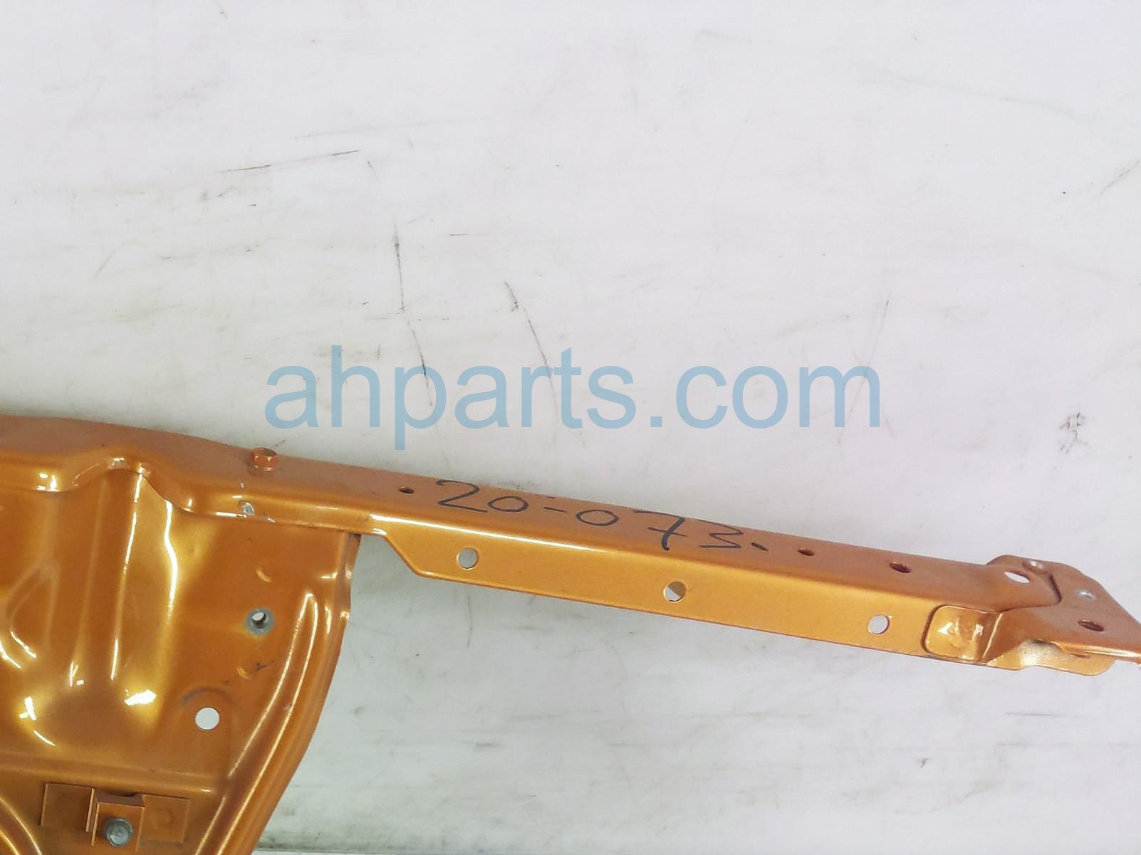 Sold 2004 Acura NSX Core Radiator Support Upper,lower,center 60420