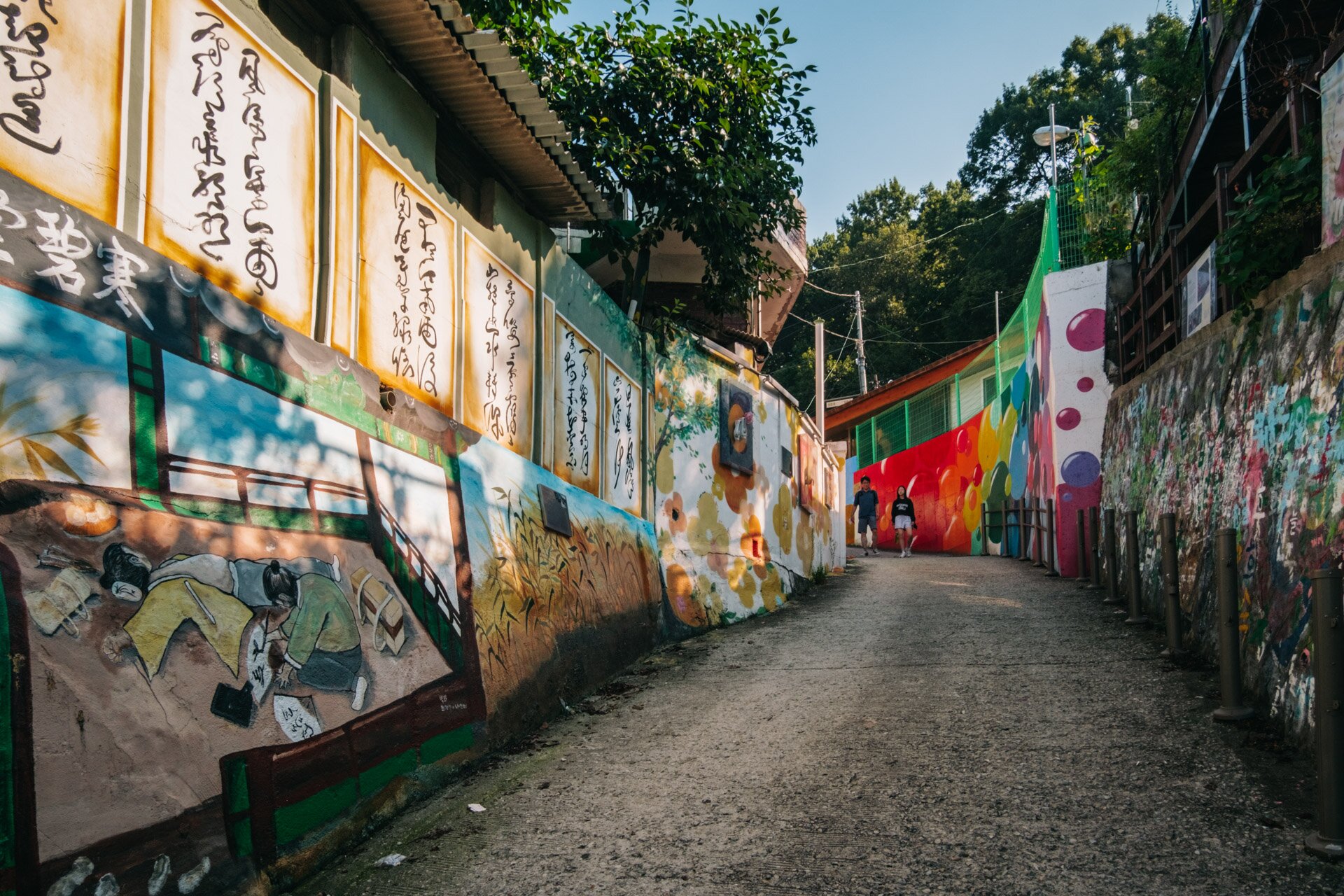 全州韓屋村近くのカラフルなアート村 | Trip.com 全州市