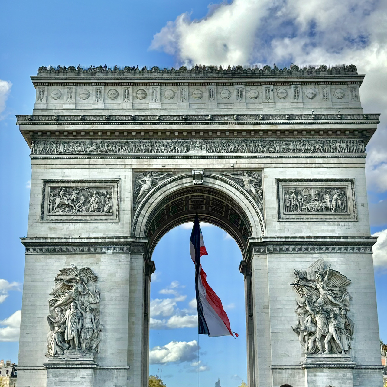 🇫🇷【フランス】パリのマストスポット！エトワール凱旋門！ | Trip