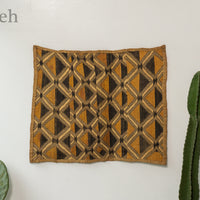 クバ王国伝統のクバクロス-KUBA TEXTILES】クバ布-草ビロード