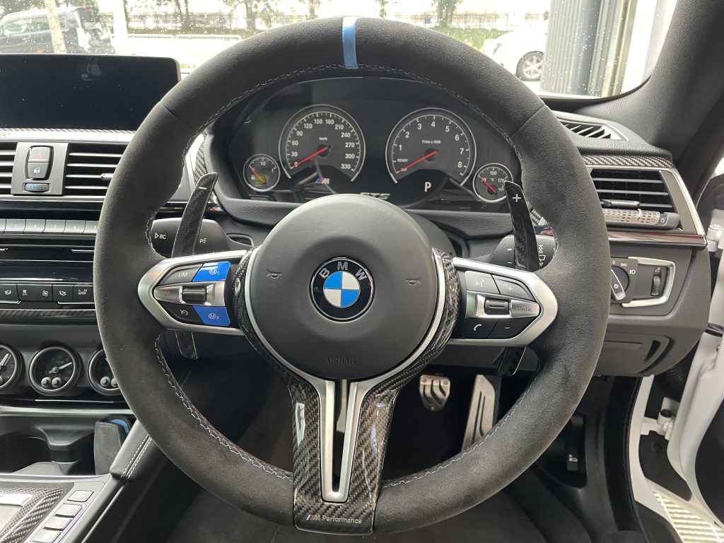 F82 M4 に 3DDesign Paddle Shifter。 - ALLZU Motorenbau : アルツ
