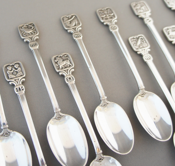 ティファニー「12星座装飾 コーヒースプーン セット」《アンティック