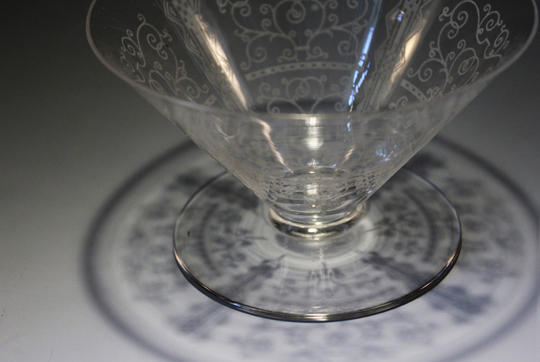 オールドバカラ「シャンパンクープ」《アンティックかとう》