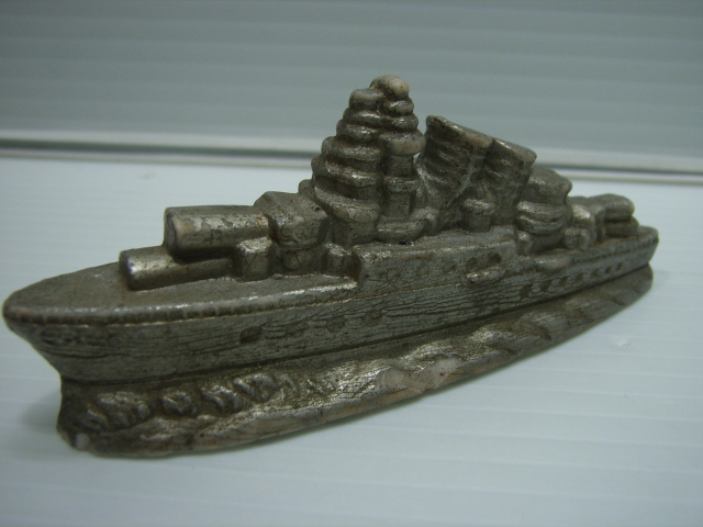 希少☆江崎グリコ おまけ 軍艦 9．4cm 53．8g 当時物 戦艦