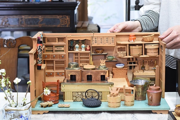 とても珍しい雛道具の台所セット - 生活骨董と古布のアンティーク