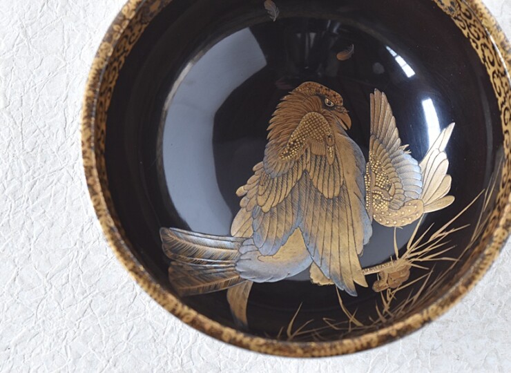天然木製漆塗 鷹金銀高蒔絵 蛸唐草 金蒔絵 菓子器 - 生活骨董と古布の
