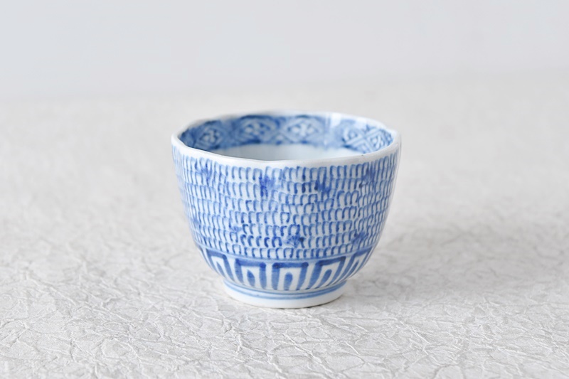 古伊万里 染付 微塵唐草 蕎麦猪口 輪花型向付 - 生活骨董と古布の