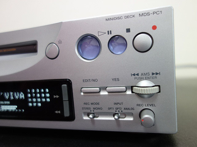 MDS-PC1 (Sony) 1997年 54,000円 | 古いハードに囲まれて since2011