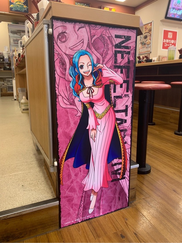 ワンピース」×なか卯コラボが開宴！ ラッピング中の東京・池袋