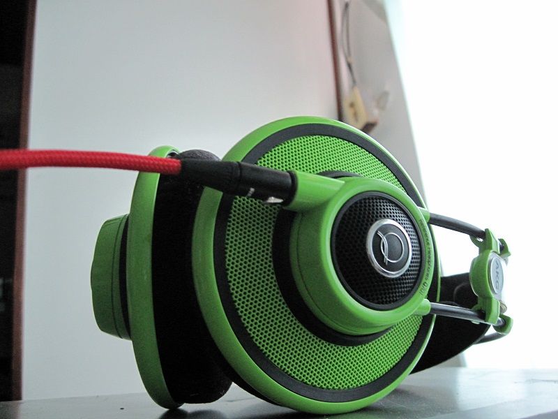 緑がおしゃれの開放型ヘッドホン「AKG Q701」をついに購入！ | あそぶ