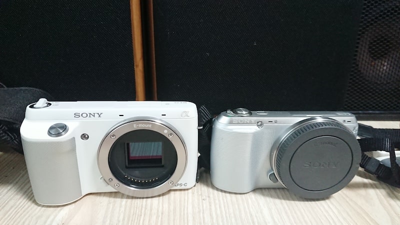 シルバーカラーがおしゃれのソニーのミラーレス「NEX-C3」で遊ぶ