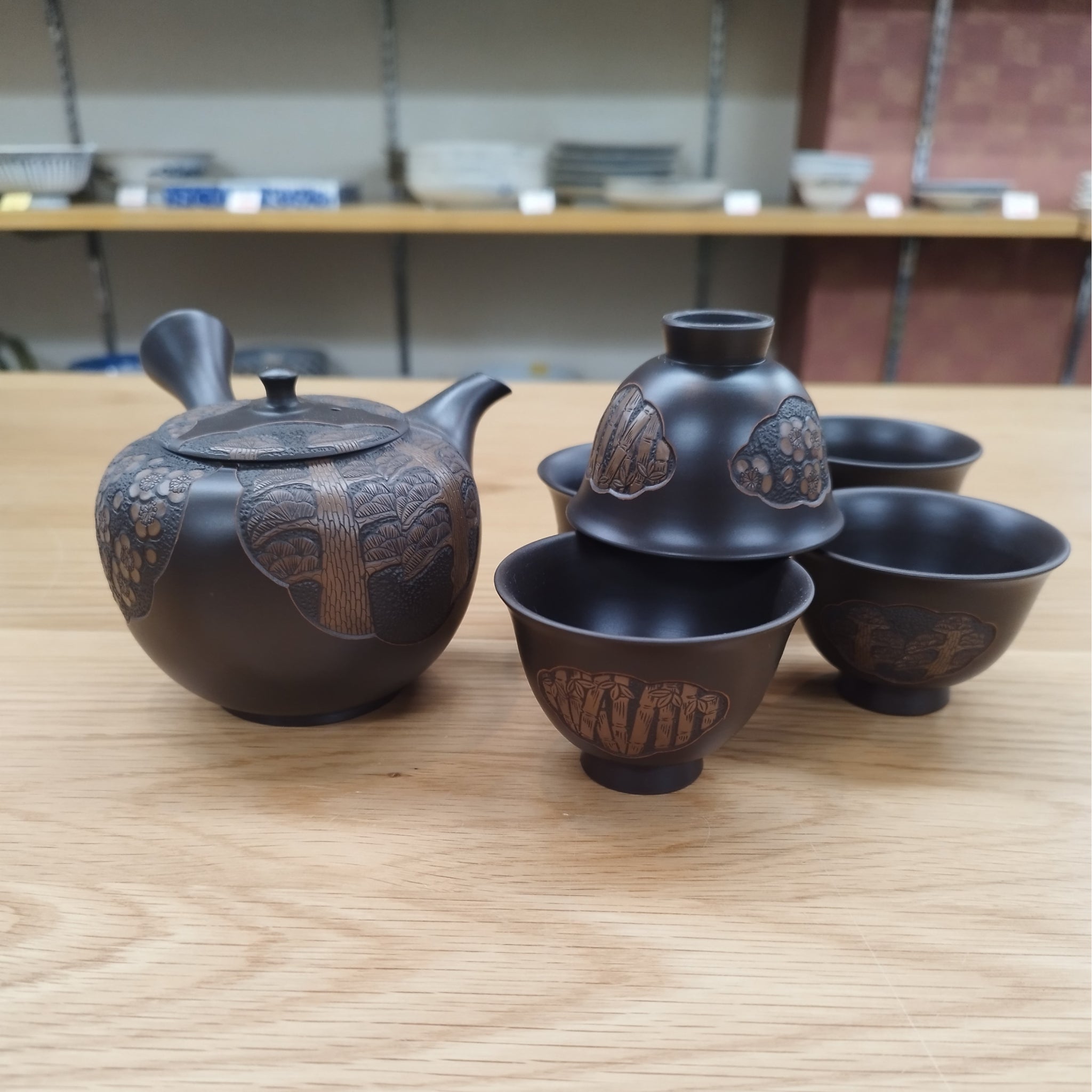舜園 黒泥松竹梅 茶器揃え – 浅草やま𠮷
