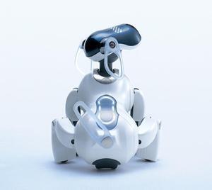 ASCII.jp：ソニーマーケティング、さらに進化した新生“AIBO”『ERS-7