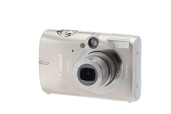 ASCII.jp：キヤノン「IXY DIGITAL 2000 IS」