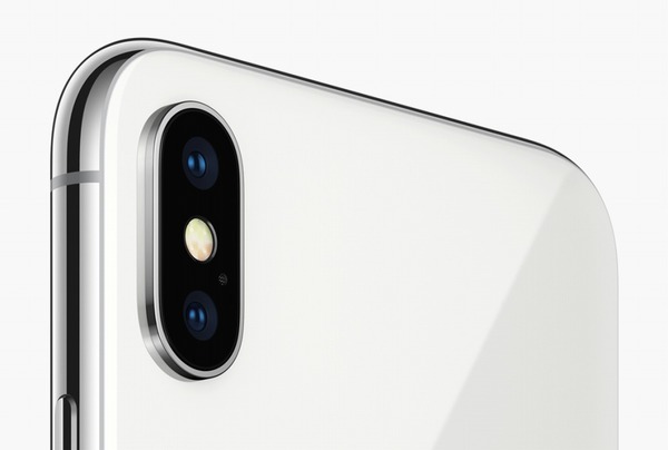 アップルがiPhone X（テン）を発表、11月3日発売で税別11万2800円から