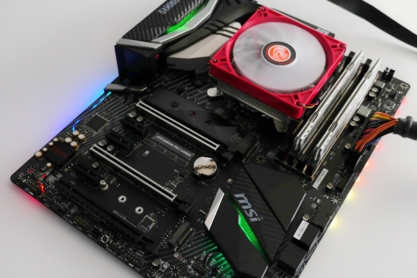 ASCII.jp：洗練された機能とデザインが魅力！ 進化が実感できる「Z370